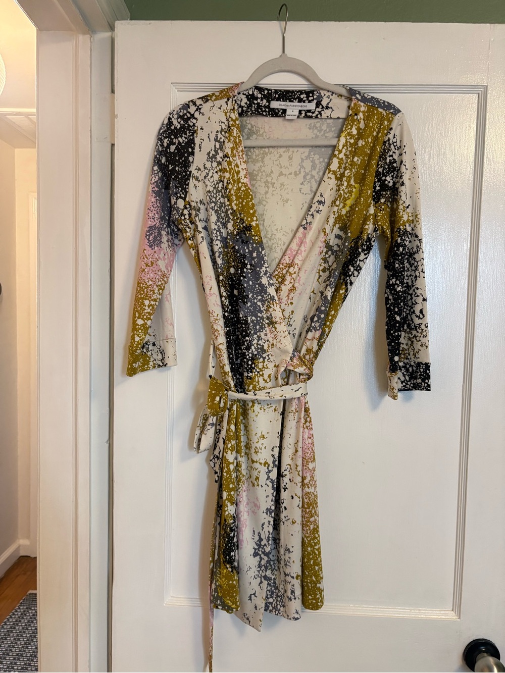 DVF Wrap Dress Robe in Mustard & Pink Splash Print